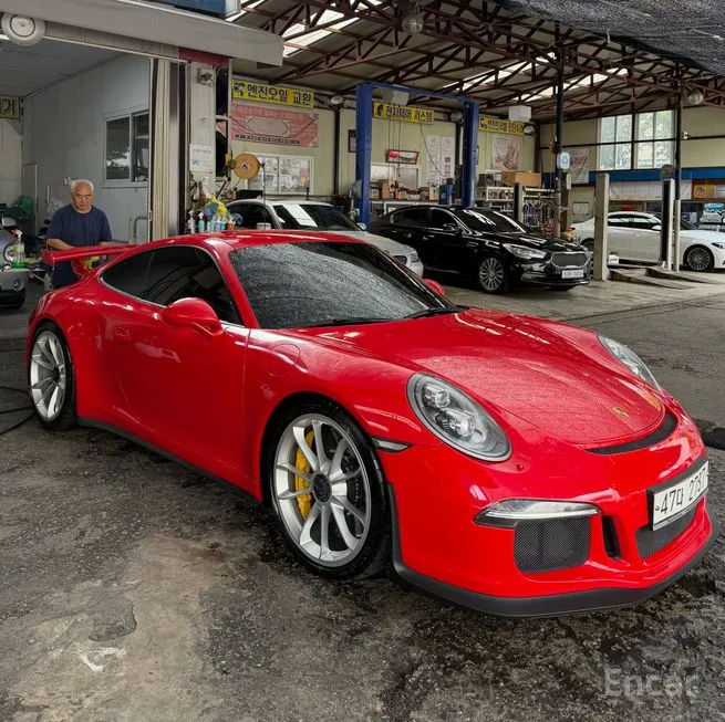 Porsche 911