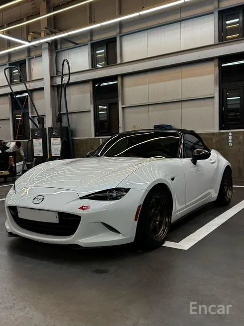 Mazda MX-5 Miata