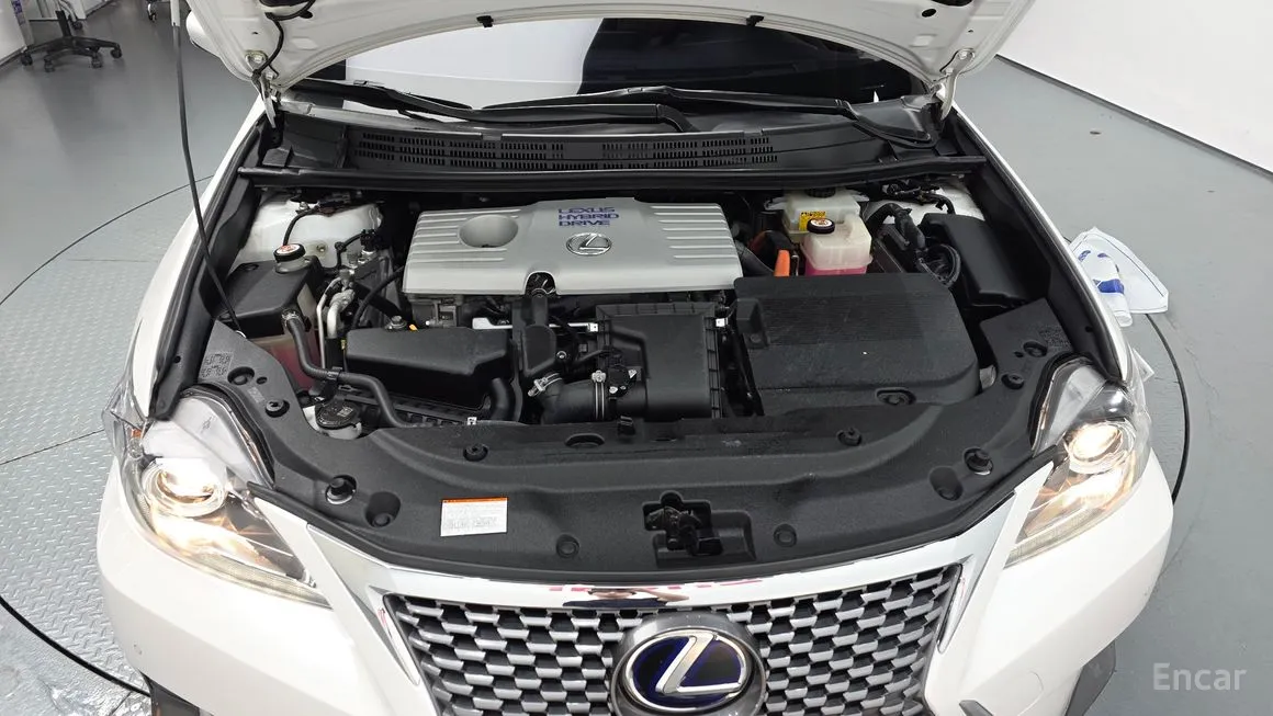Lexus CT200h