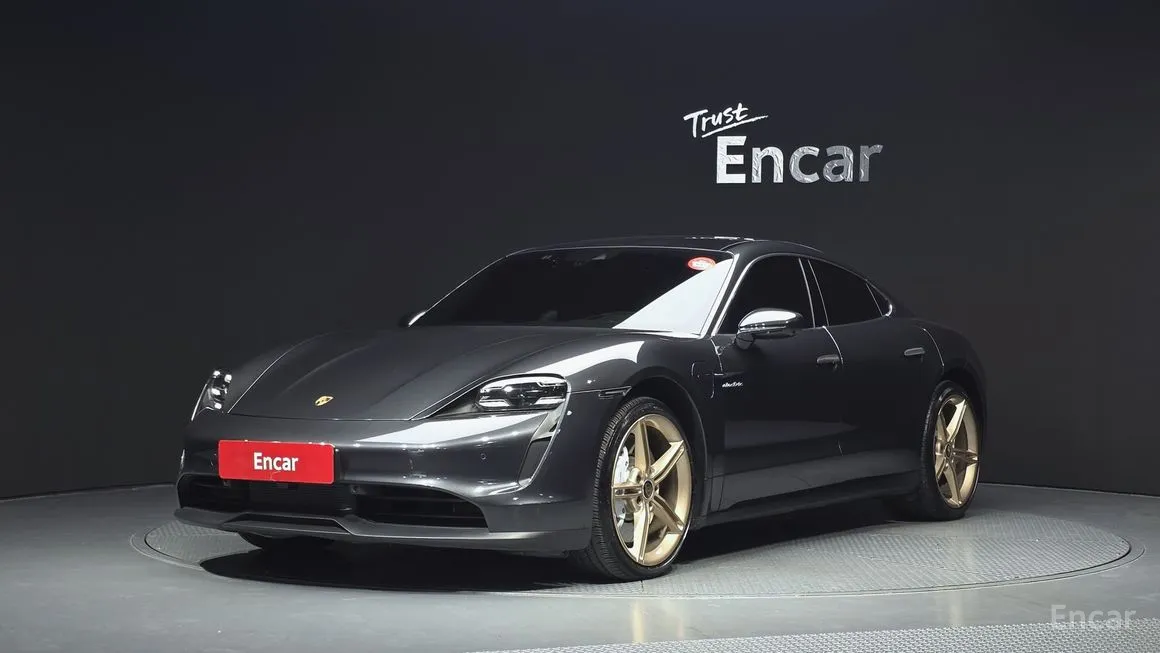 Porsche Taycan