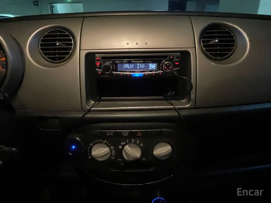 Daihatsu Mira Gino