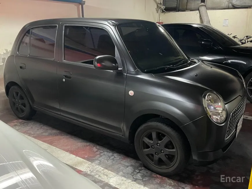 Daihatsu Mira Gino