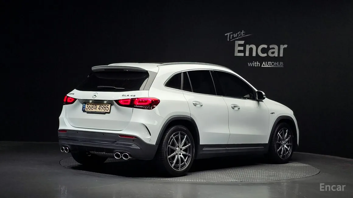 Mercedes-Benz GLA-Class