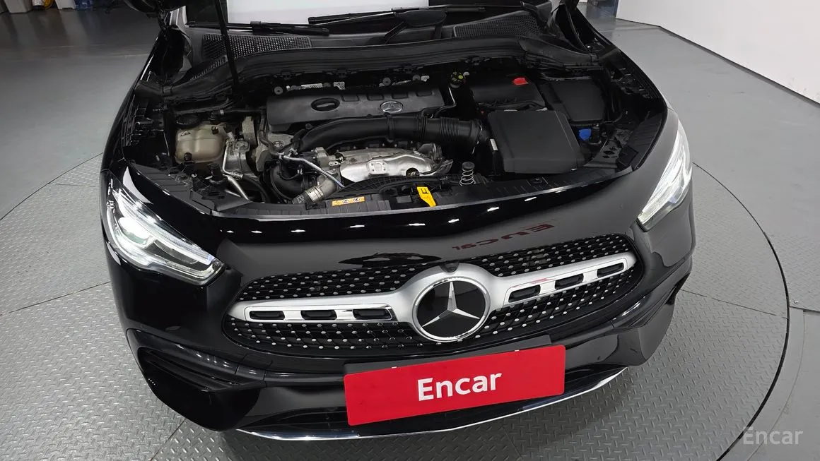 Mercedes-Benz GLA-Class