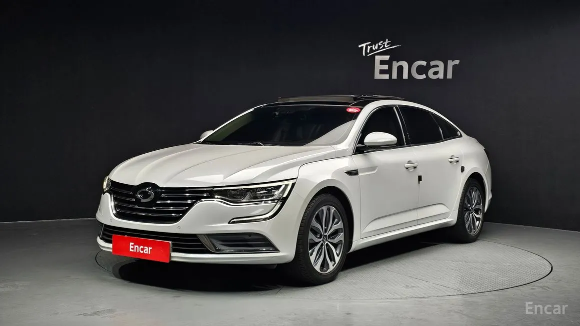 Renault SM6