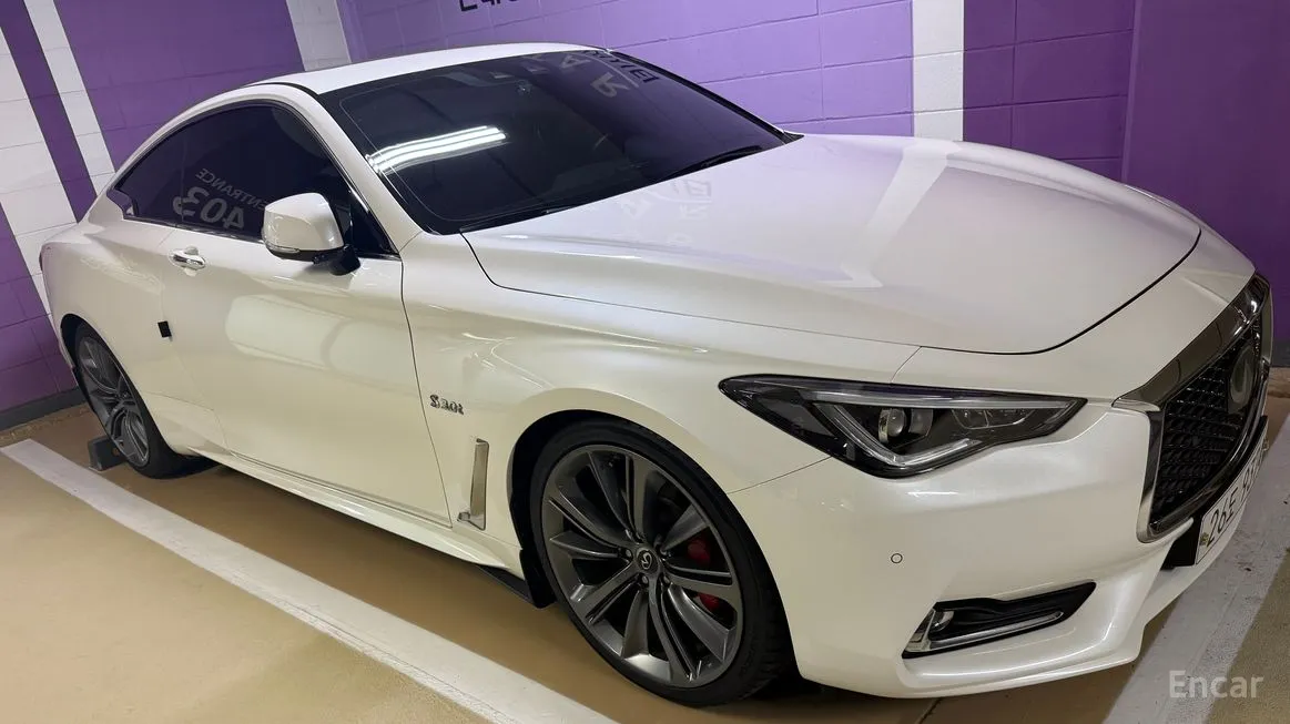 Infiniti Q60