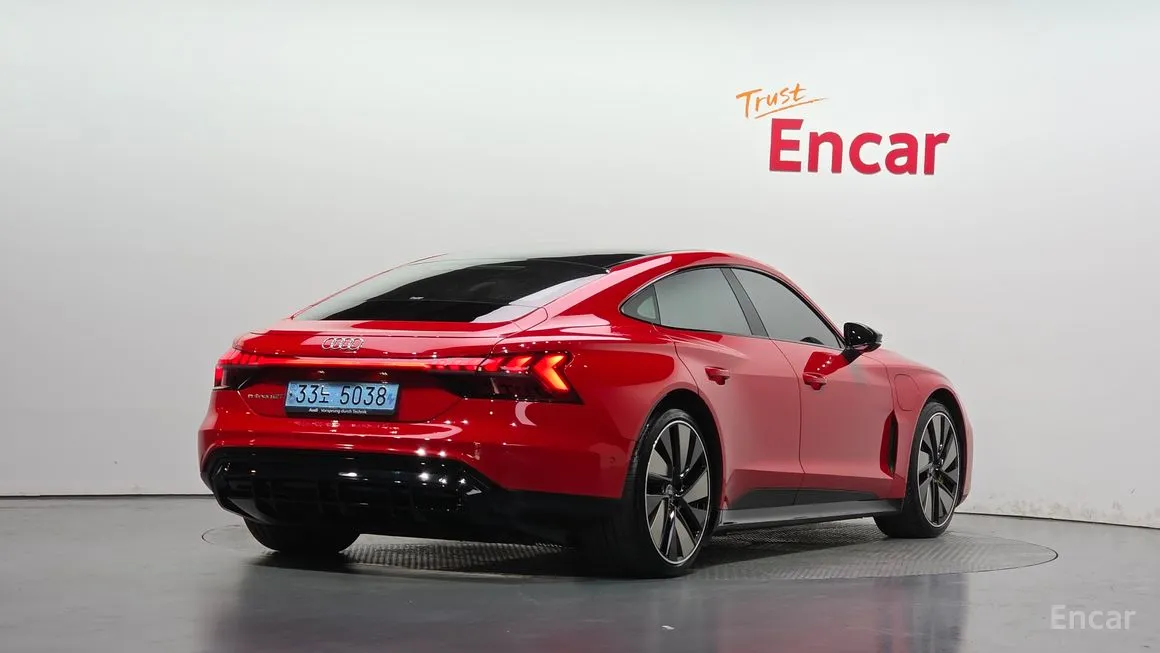 Audi e-tron GT