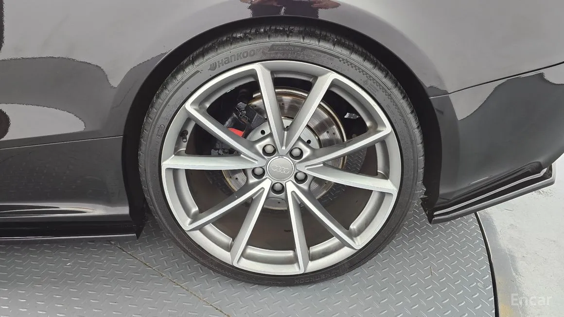 Audi RS5