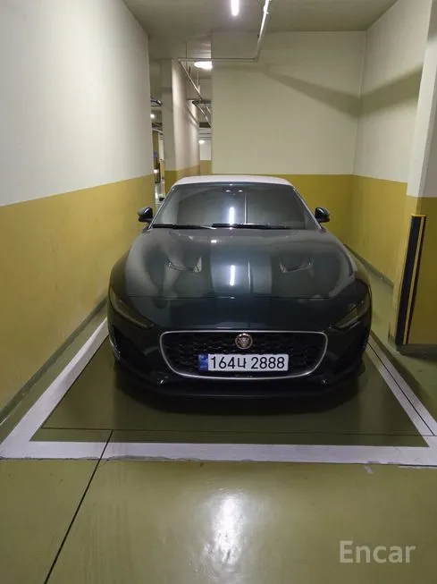 Jaguar F-TYPE