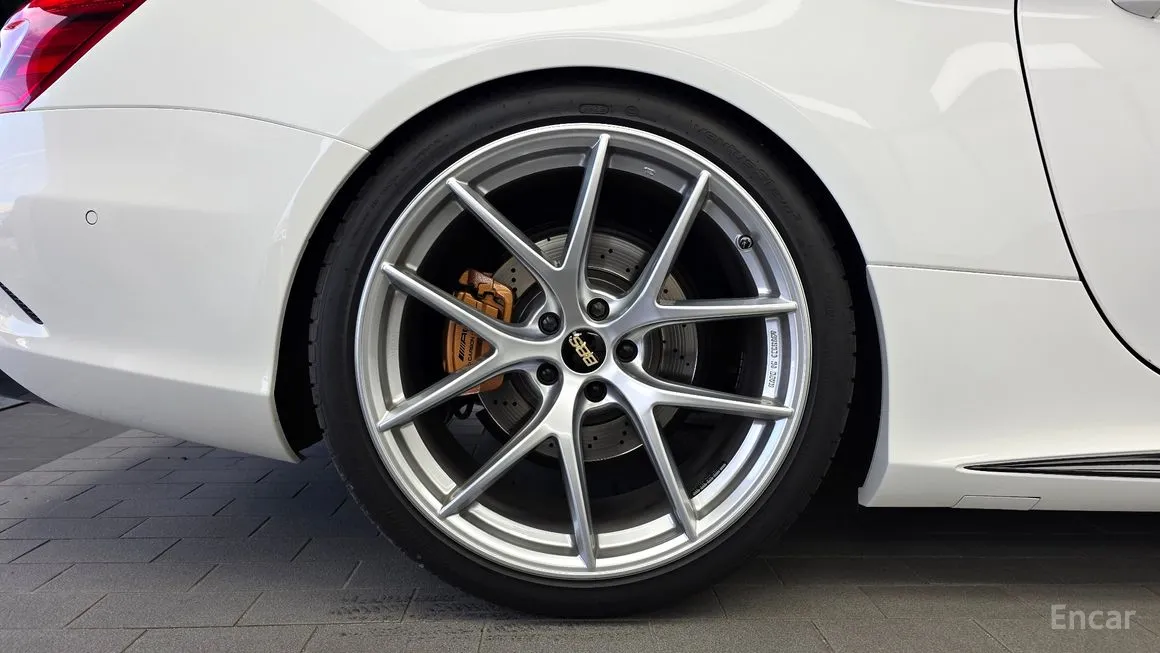 Mercedes-Benz SL-Class