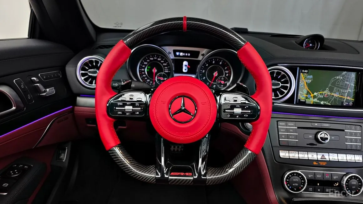 Mercedes-Benz SL-Class