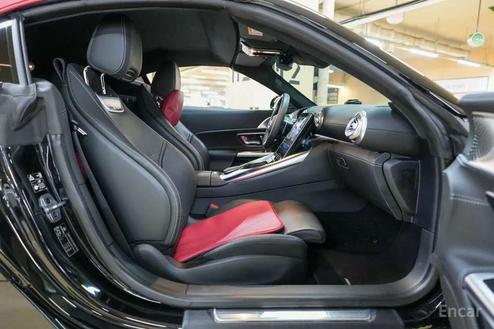 Mercedes-Benz SL-Class