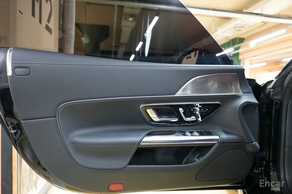 Mercedes-Benz SL-Class