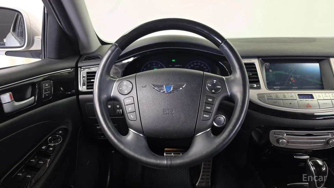 Hyundai Genesis