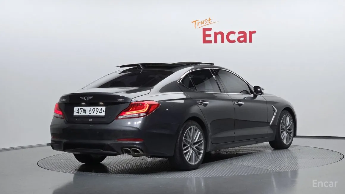 Genesis G70