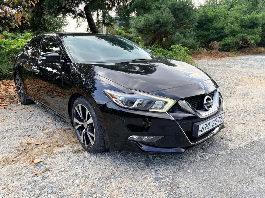 Nissan Maxima