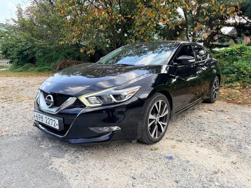 Nissan Maxima