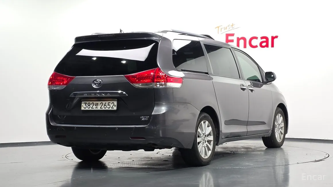 Toyota Sienna