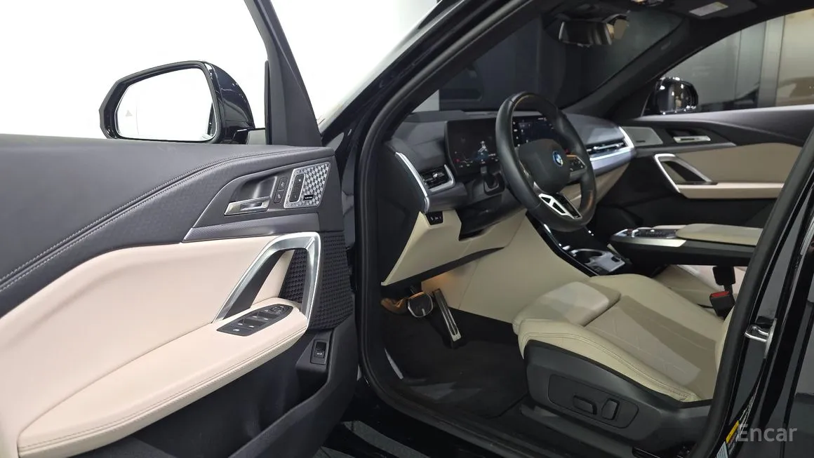 BMW IX2