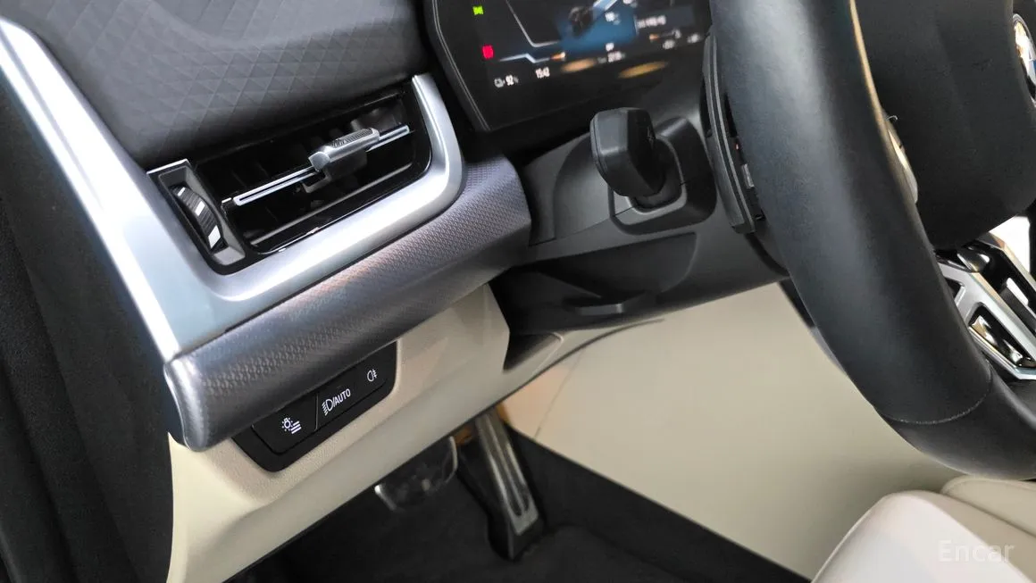 BMW IX2