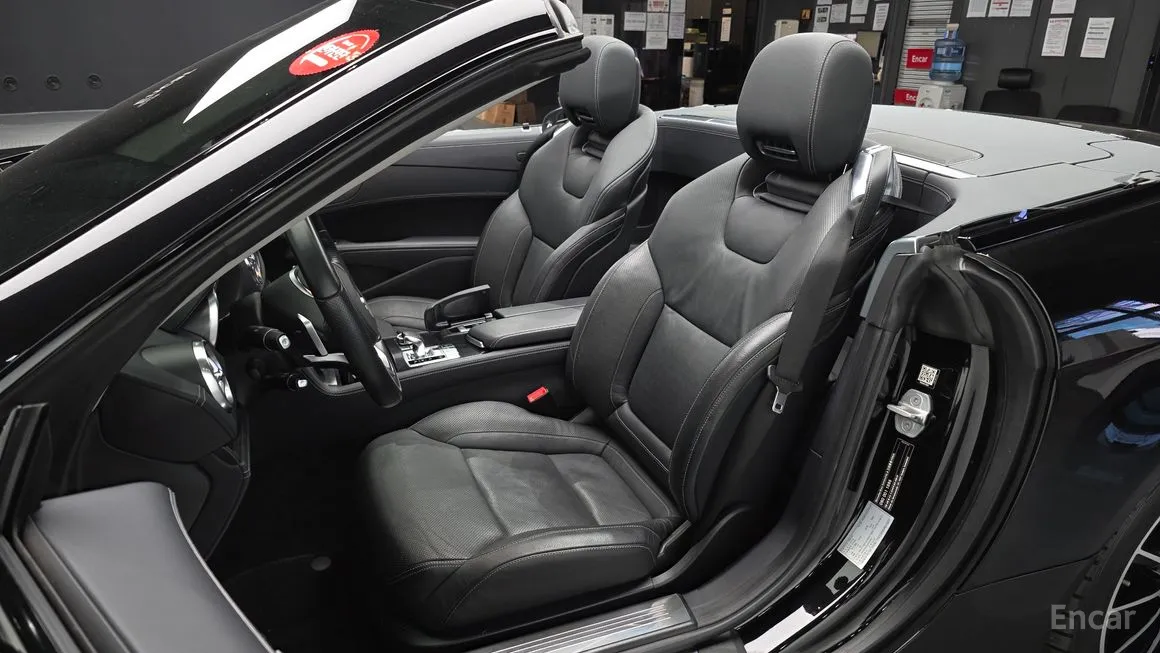 Mercedes-Benz SL-Class