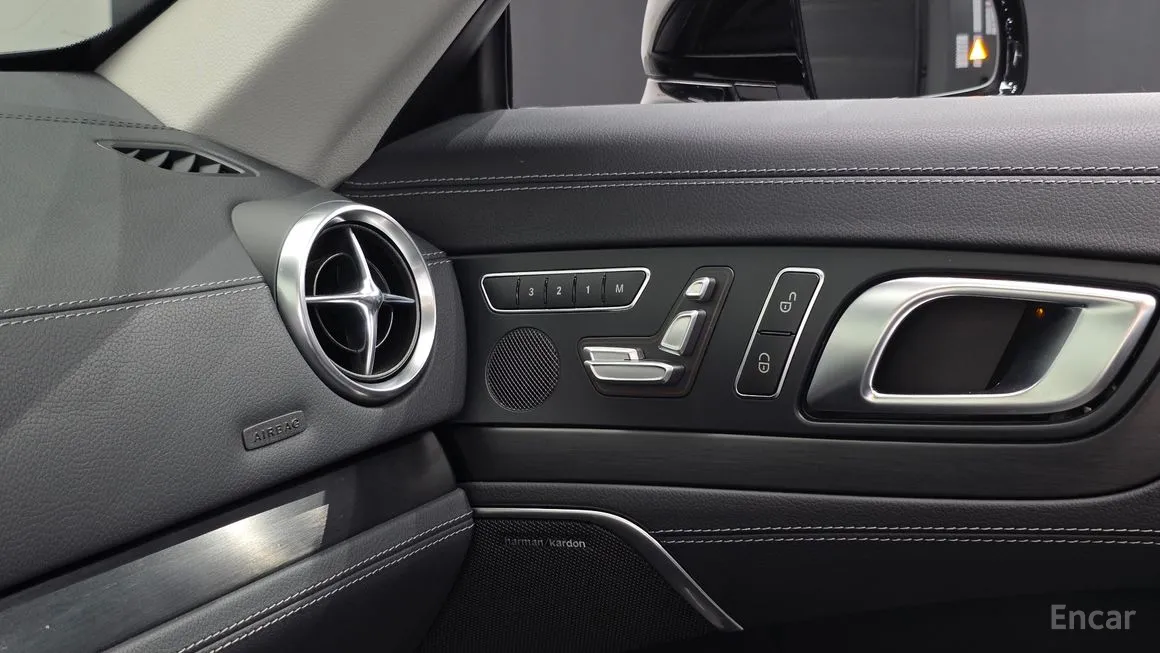 Mercedes-Benz SL-Class