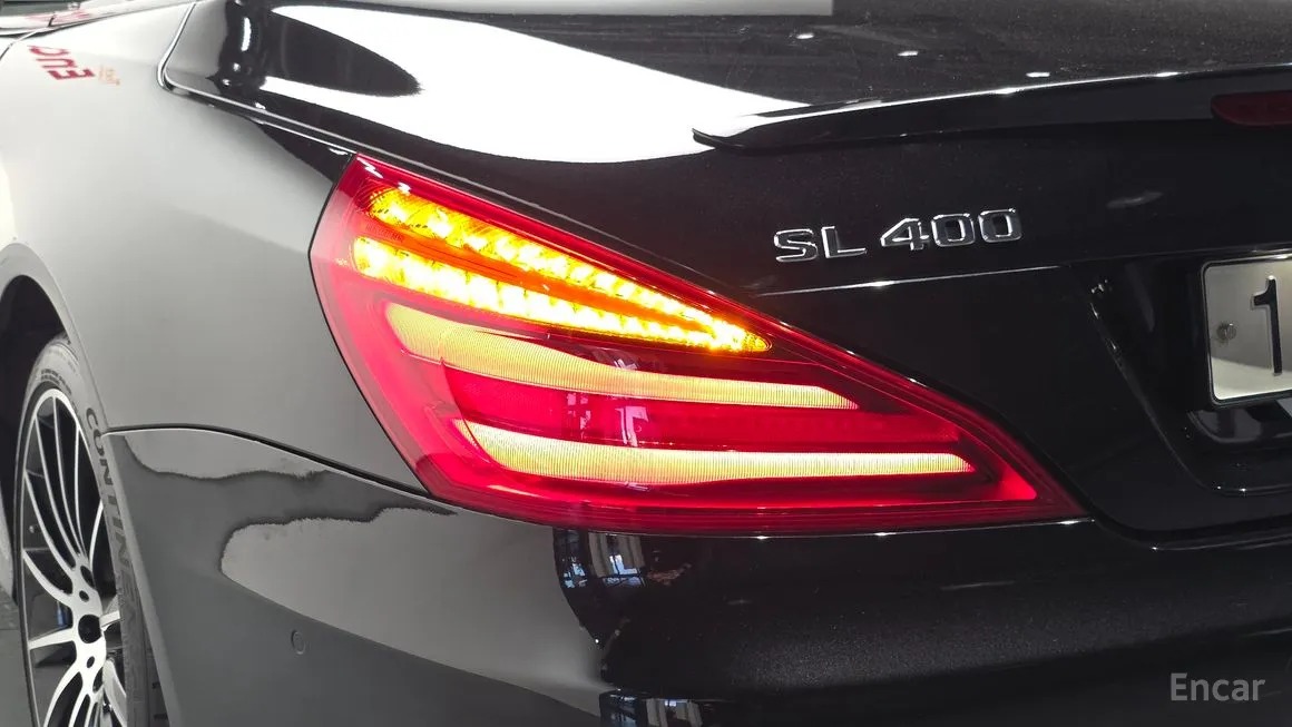 Mercedes-Benz SL-Class
