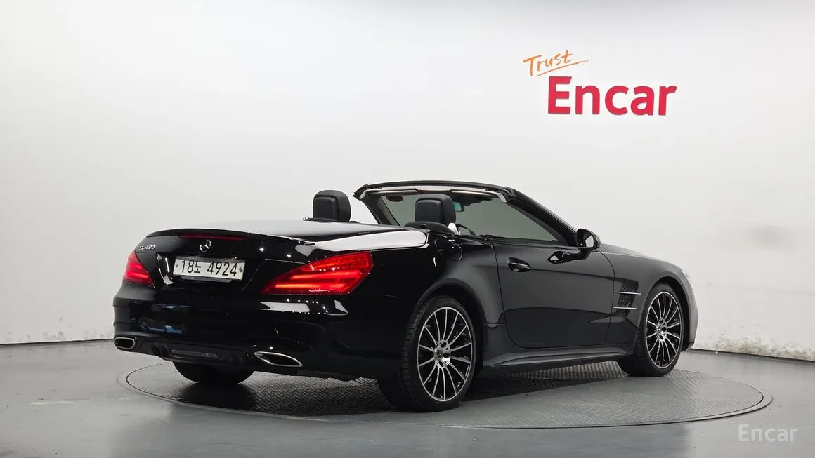 Mercedes-Benz SL-Class