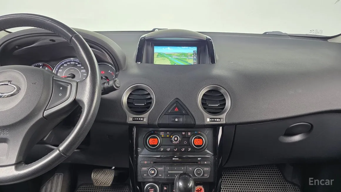 Renault QM5