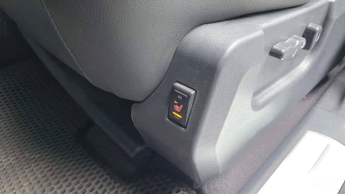 Renault QM5