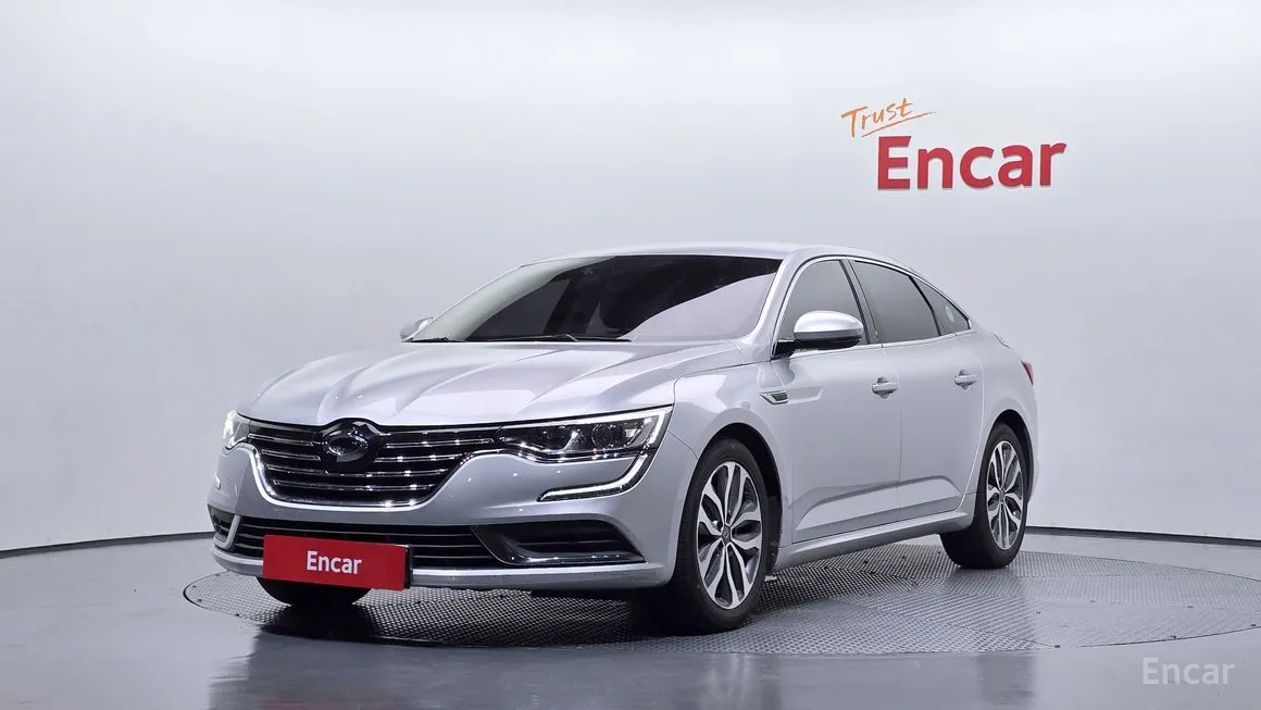 Renault SM6