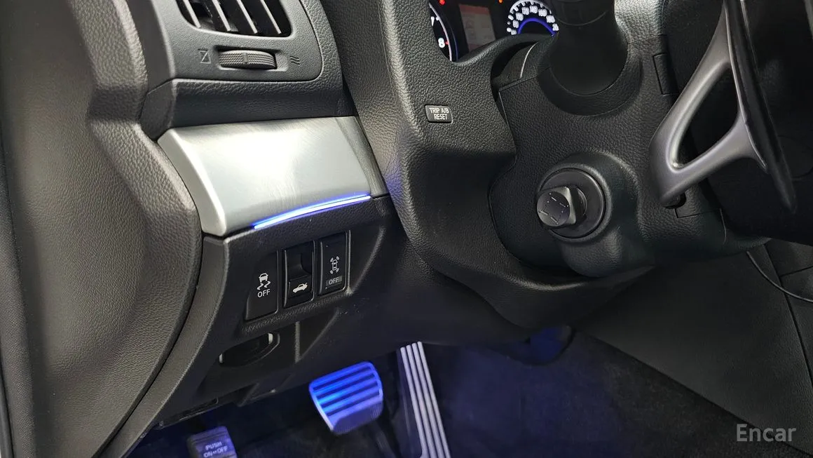 Infiniti Q60