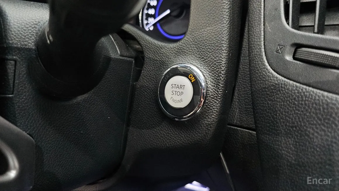 Infiniti Q60