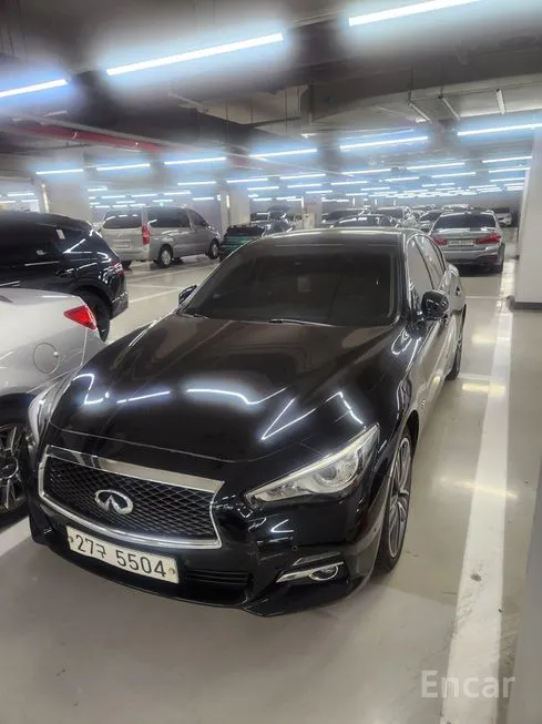 Infiniti Q50
