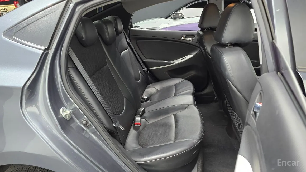 Hyundai Accent
