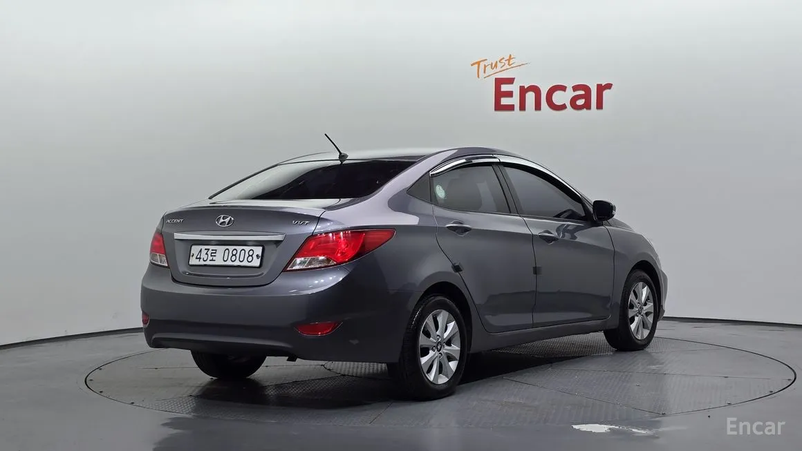Hyundai Accent
