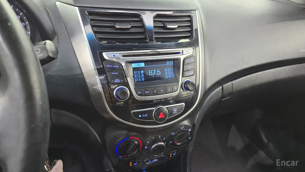 Hyundai Accent