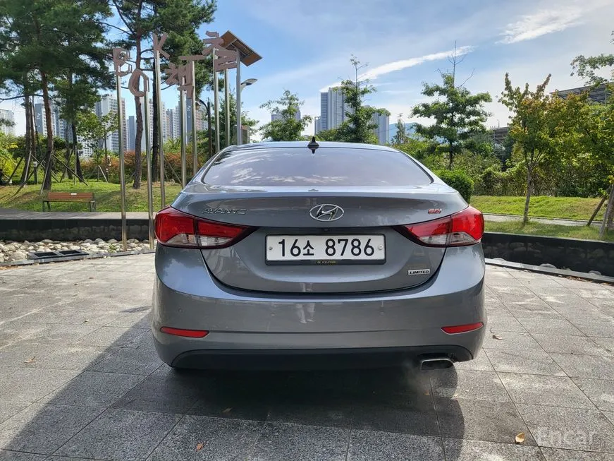 Hyundai AVANTE