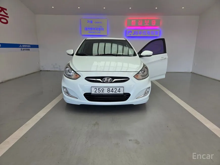 Hyundai Accent