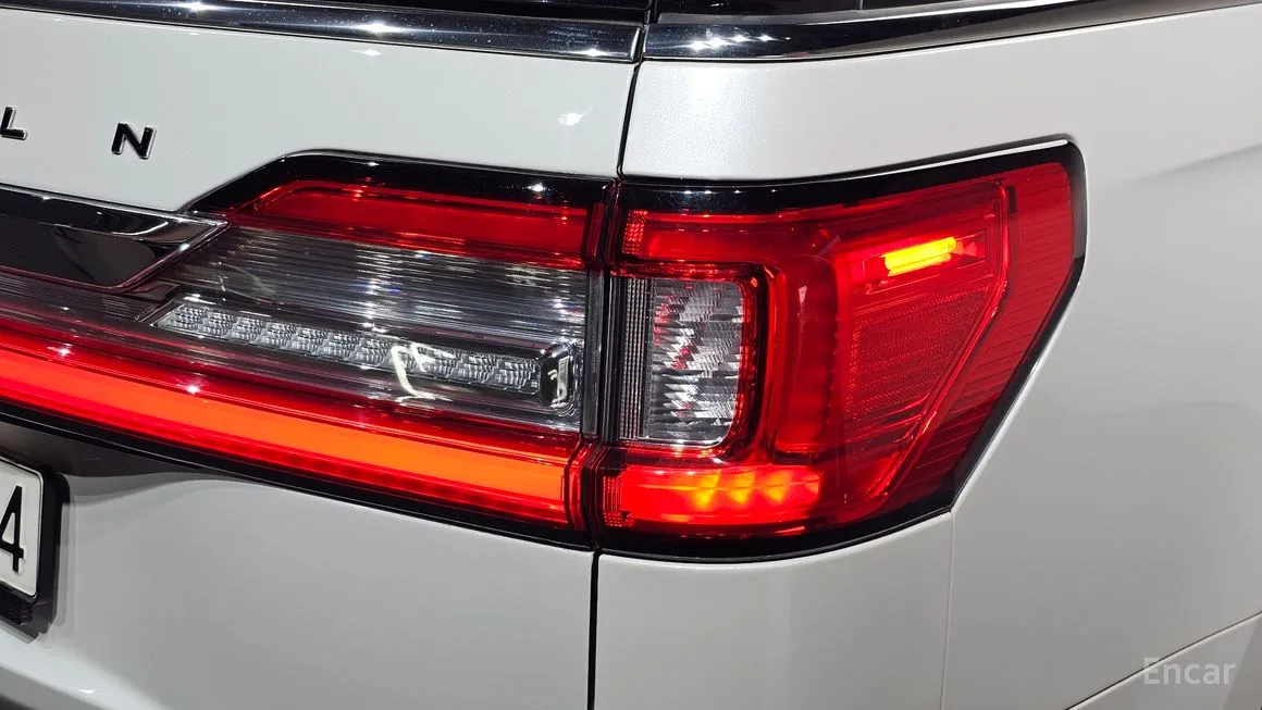 Lincoln Navigator