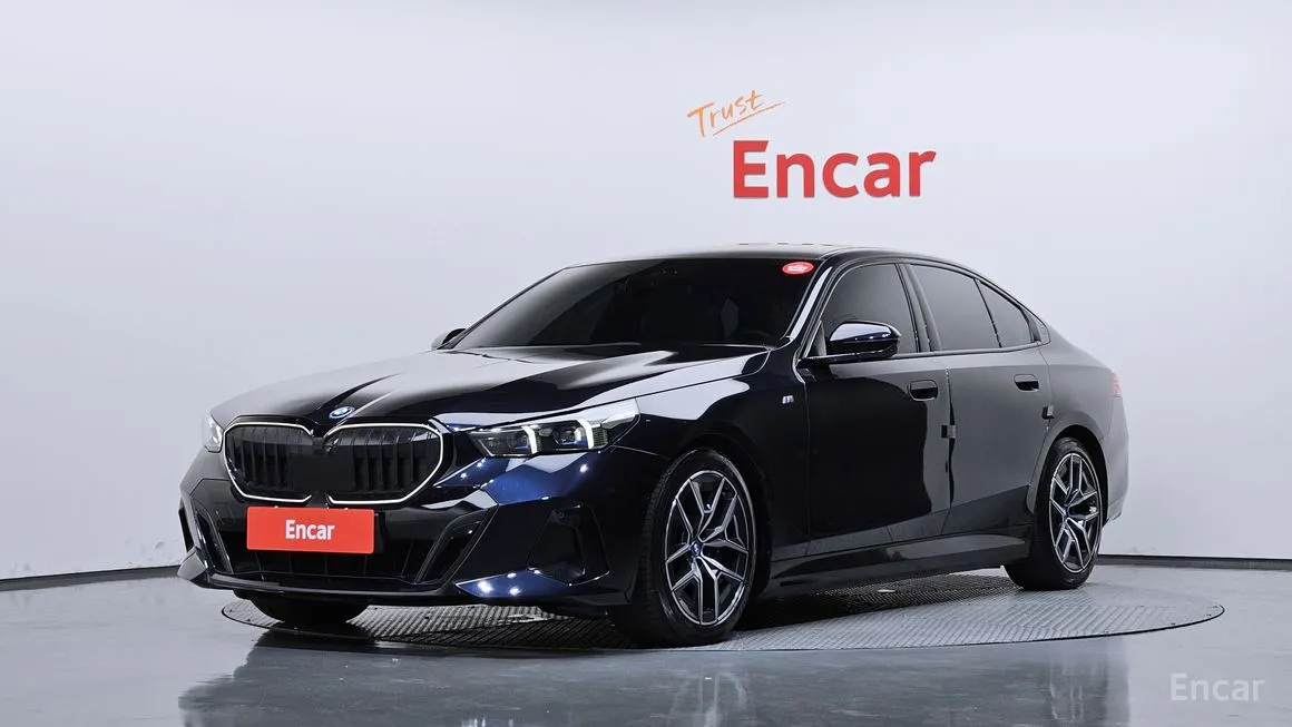 BMW i5