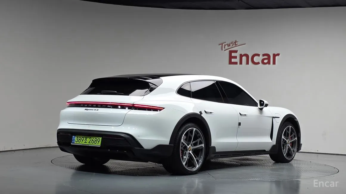 Porsche Taycan