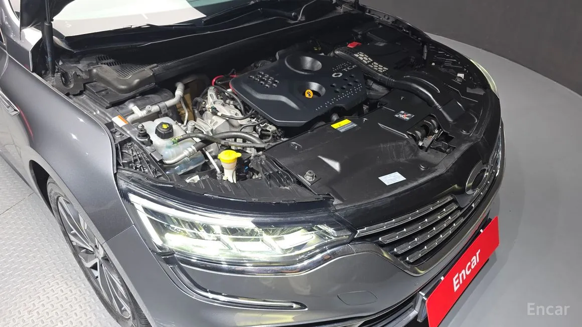 Renault SM6