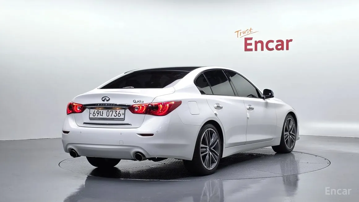 Infiniti Q50