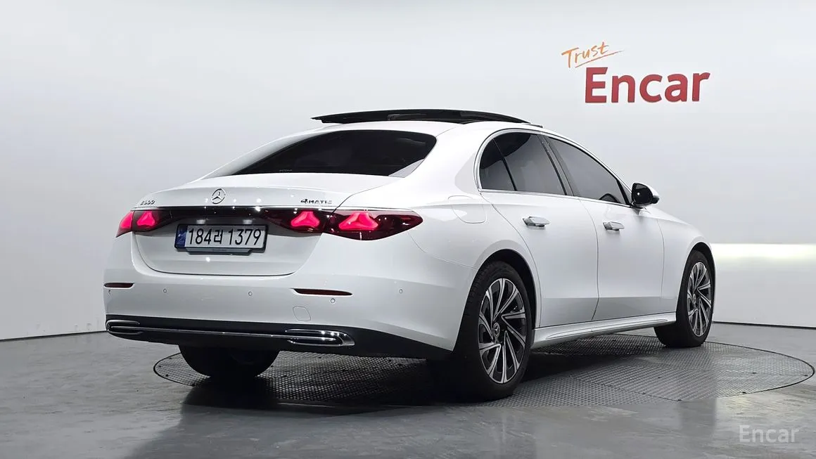 Mercedes-Benz E-Class