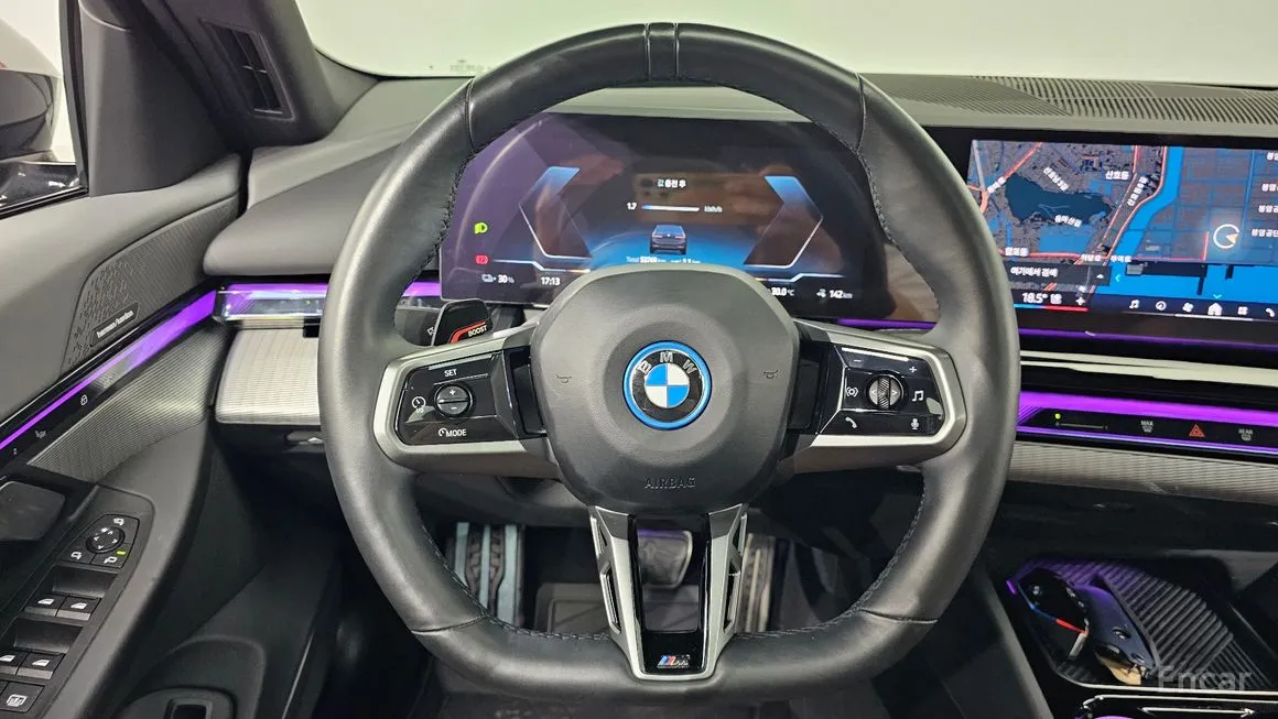 BMW i5