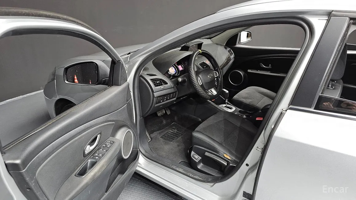 Renault SM3