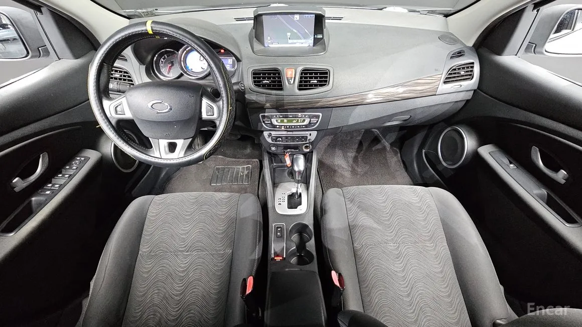 Renault SM3