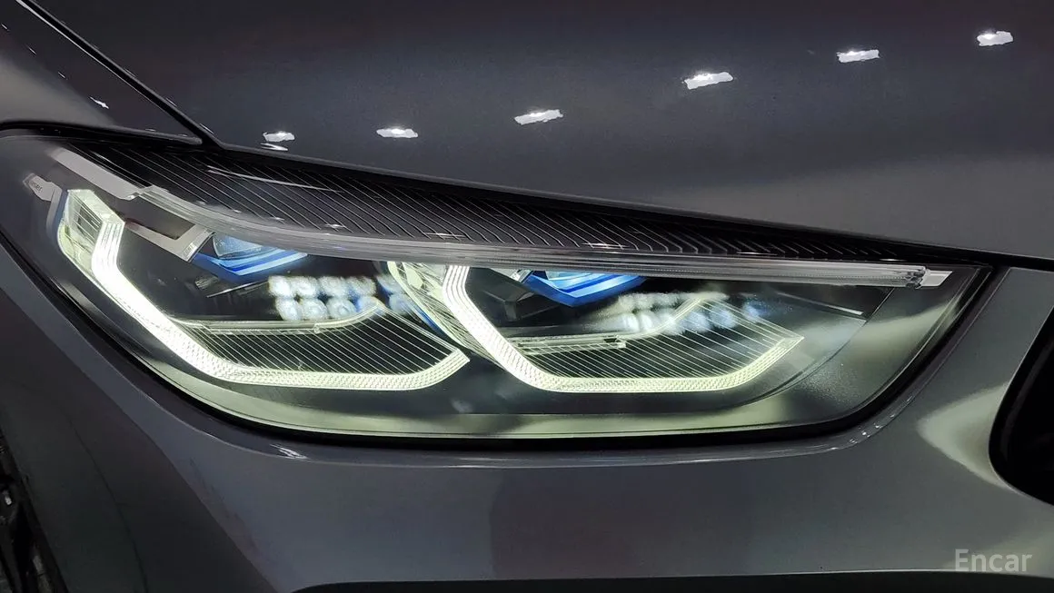 BMW 8-Series