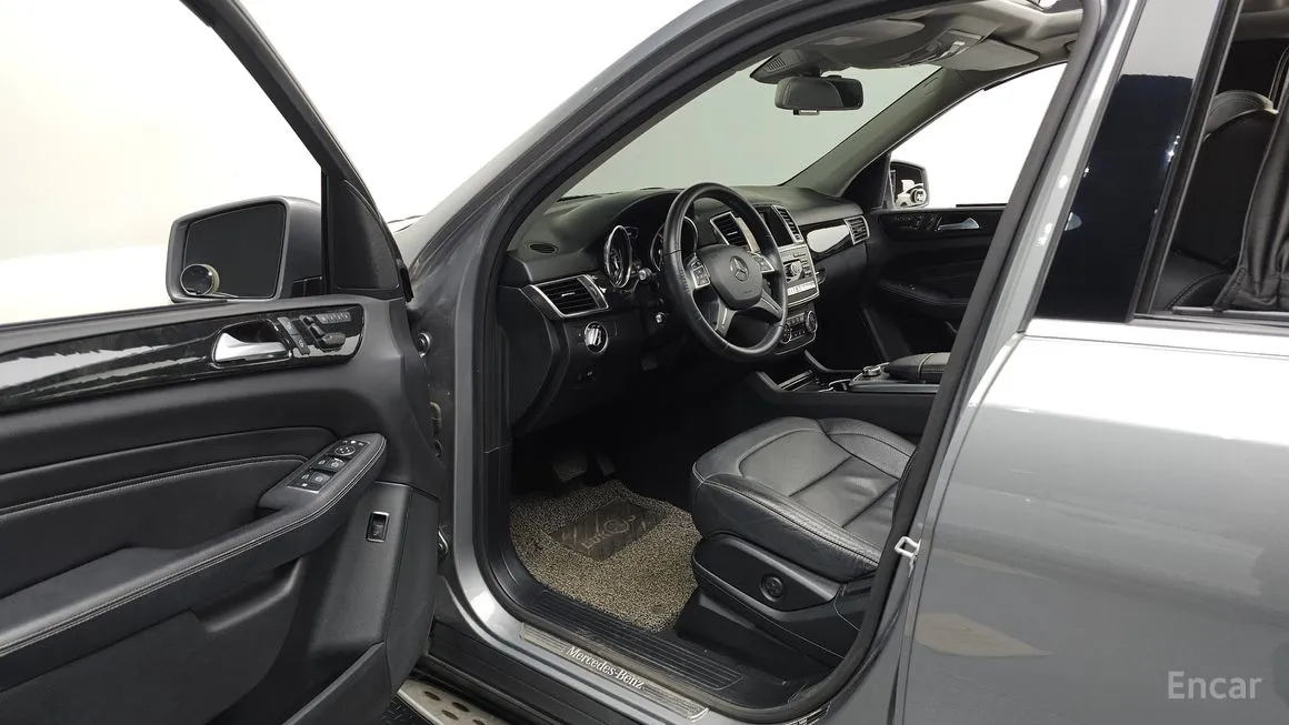 Mercedes-Benz M-class
